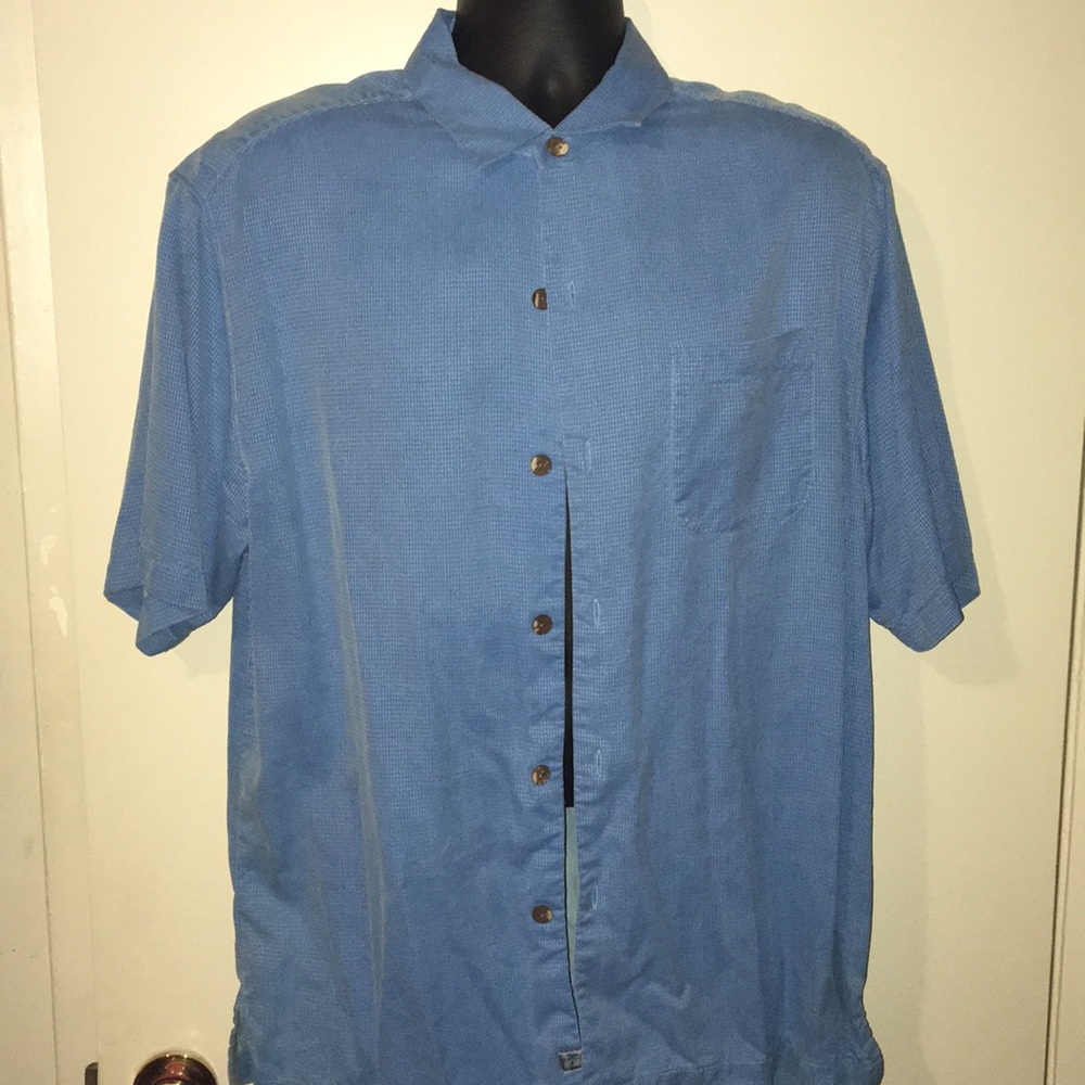 Tommy Bahama short sleeve shirt
